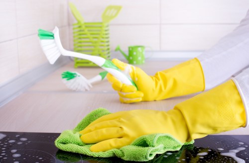 Prepared house clearance checklist and room-by-room removal in Richmond Upon Thames
