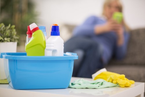 Cleaner preparing a Richmond flat for final tenancy inspection
