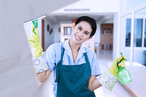 Kitchen deep cleaning during a move-out clean in Richmond Upon Thames